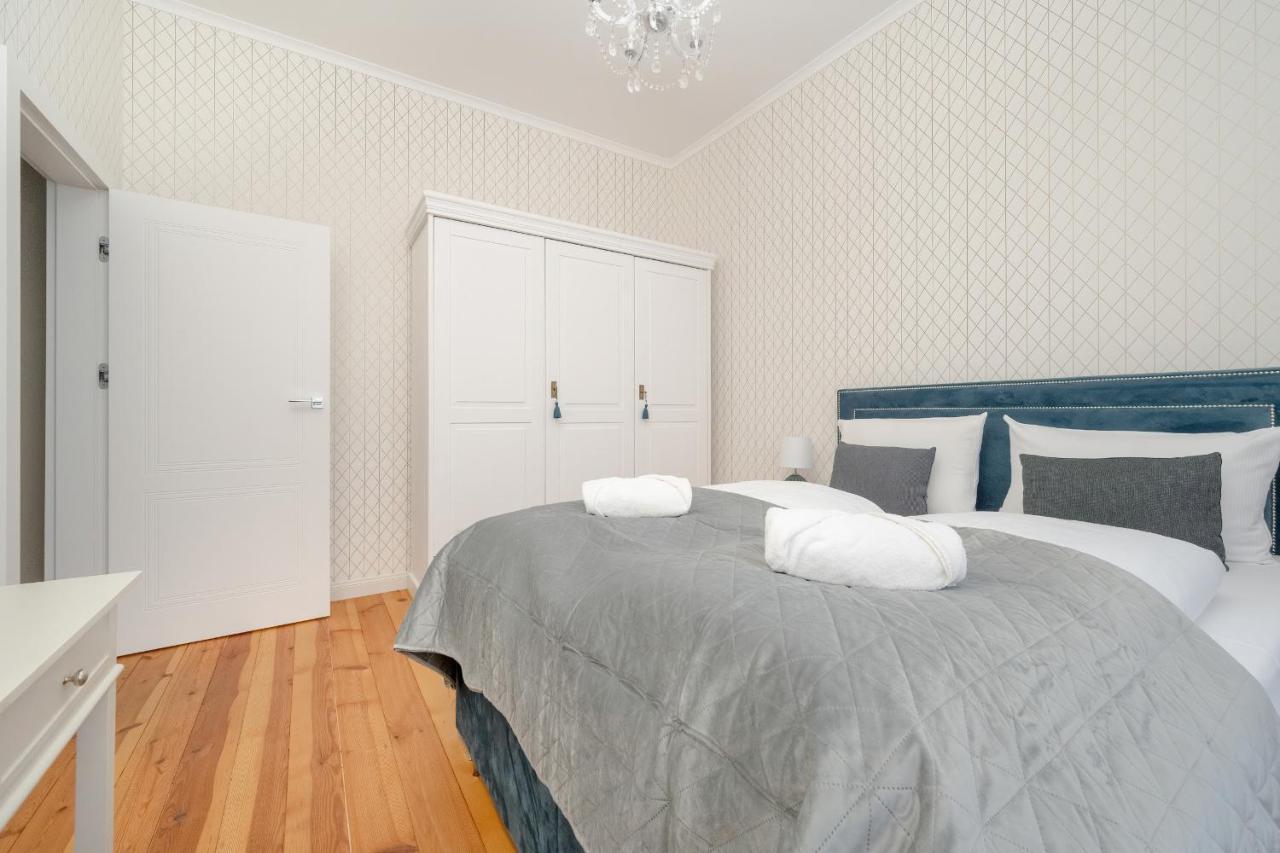 Aesthetic One Bedroom Apartment In Wroclaw By Noclegi Renters Exteriör bild